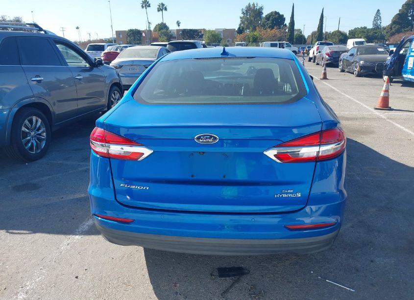 Photo 16 of 2019 Ford Fusion HYBRID SE (VIN 3FA6P0LU6KR143919)