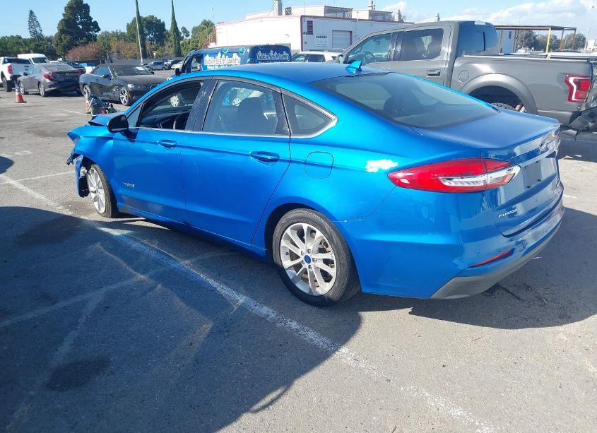 Photo 3 of 2019 Ford Fusion HYBRID SE (VIN 3FA6P0LU6KR143919)