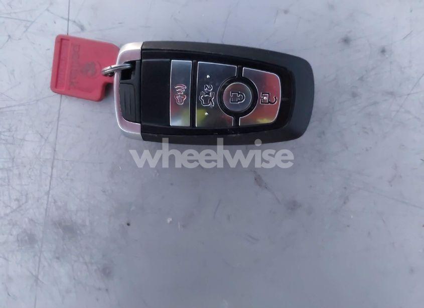 Photo 11 of 2019 Ford Fusion HYBRID SE (VIN 3FA6P0LU6KR192778)