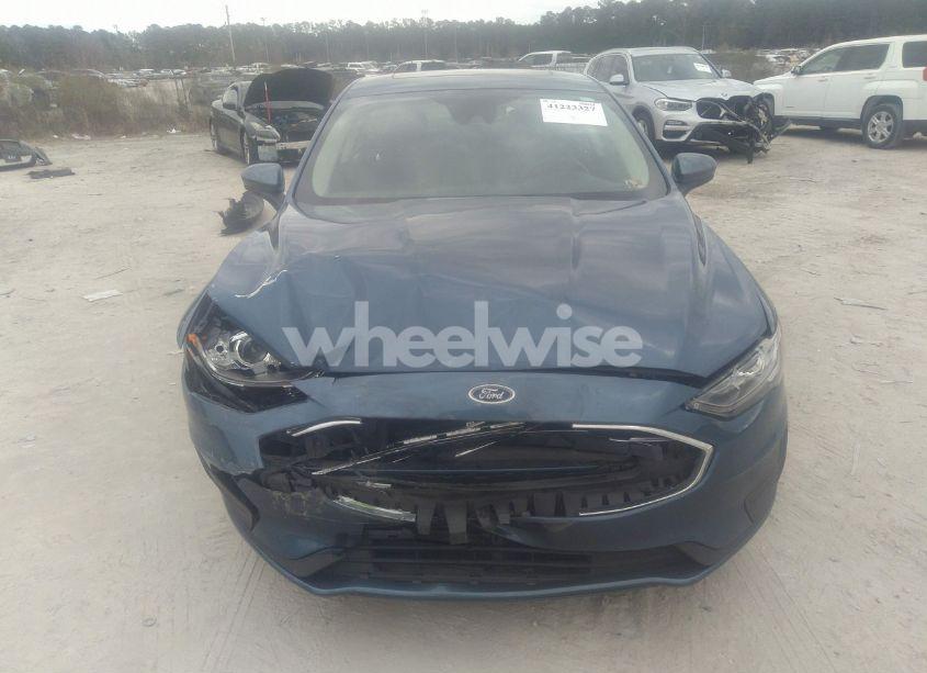 Photo 12 of 2019 Ford Fusion HYBRID SE (VIN 3FA6P0LU6KR208543)