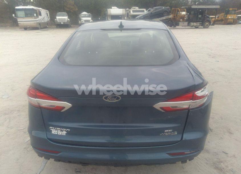 Photo 16 of 2019 Ford Fusion HYBRID SE (VIN 3FA6P0LU6KR208543)