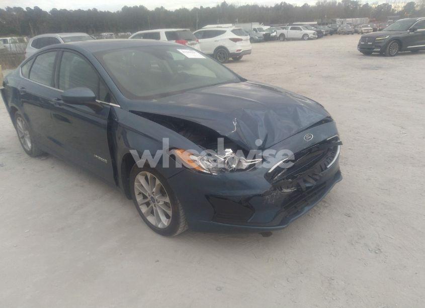 Photo 17 of 2019 Ford Fusion HYBRID SE (VIN 3FA6P0LU6KR208543)
