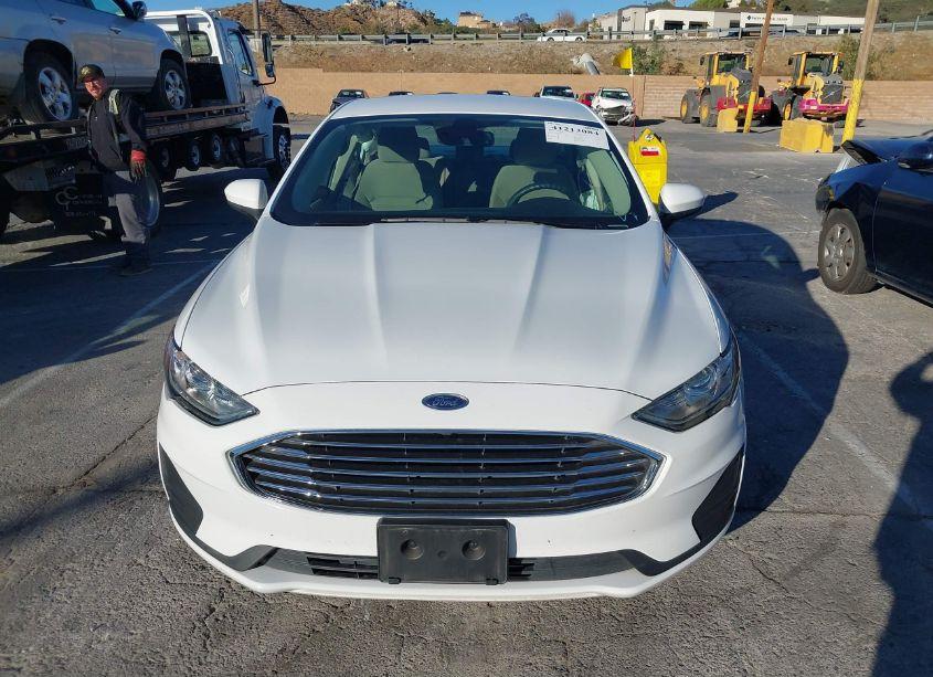 Photo 12 of 2019 Ford Fusion HYBRID SE (VIN 3FA6P0LU6KR236522)