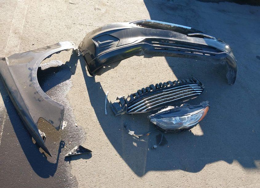 Photo 12 of 2019 Ford Fusion HYBRID SE (VIN 3FA6P0LU6KR256494)