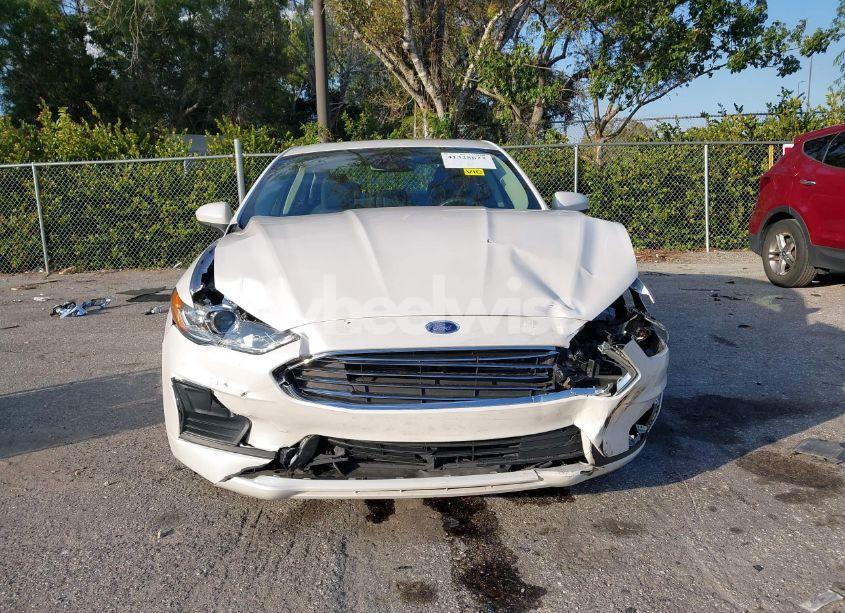 Photo 13 of 2020 Ford Fusion HYBRID SE (VIN 3FA6P0LU6LR184925)
