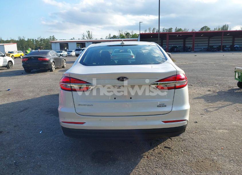 Photo 17 of 2020 Ford Fusion HYBRID SE (VIN 3FA6P0LU6LR184925)