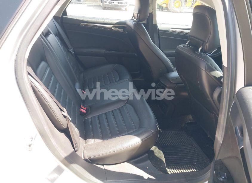 Photo 8 of 2013 Ford Fusion HYBRID SE (VIN 3FA6P0LU7DR196888)