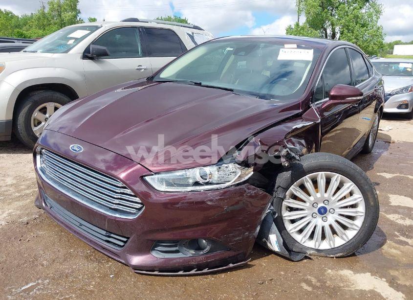Photo 2 of 2013 Ford Fusion HYBRID SE (VIN 3FA6P0LU7DR229324)