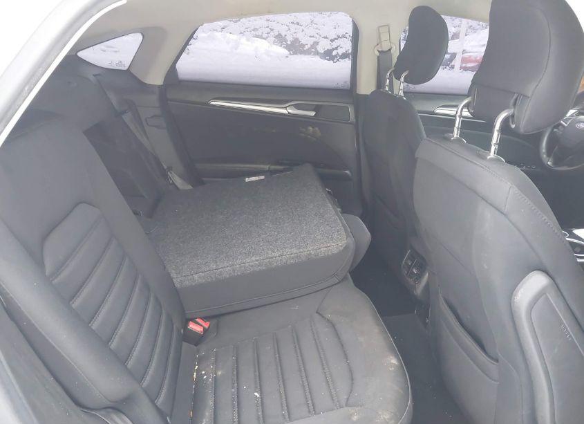 Photo 8 of 2013 Ford Fusion HYBRID SE (VIN 3FA6P0LU7DR244244)