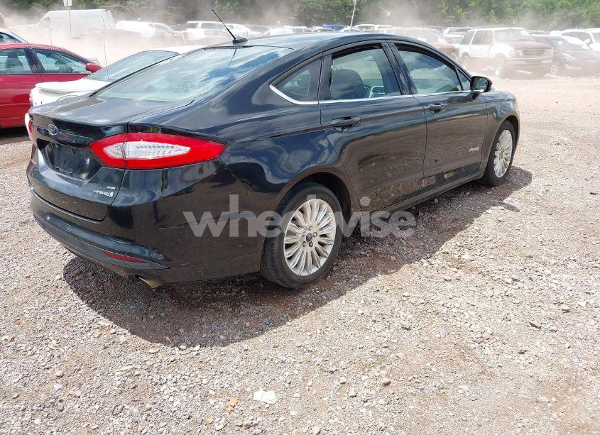 Photo 4 of 2014 Ford Fusion HYBRID SE (VIN 3FA6P0LU7ER264379)