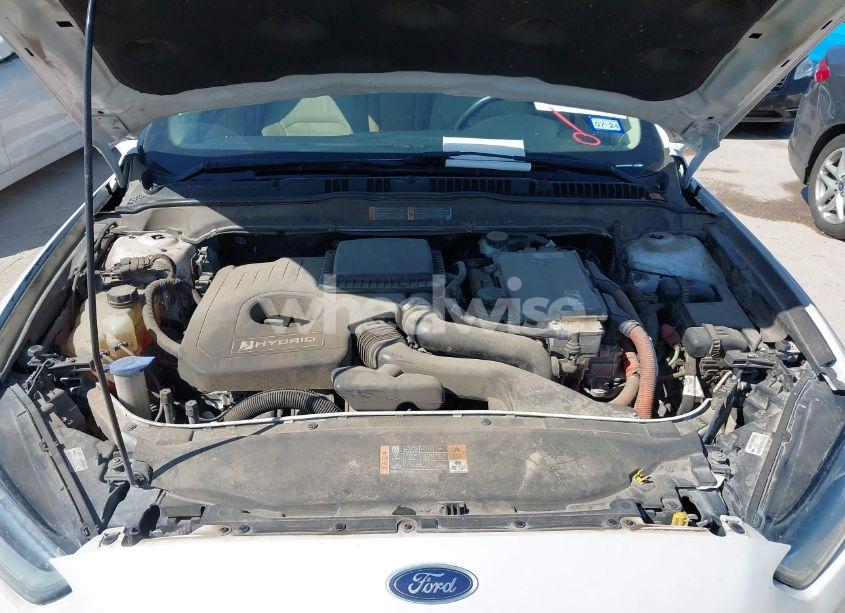 Photo 10 of 2014 Ford Fusion HYBRID SE (VIN 3FA6P0LU7ER365602)