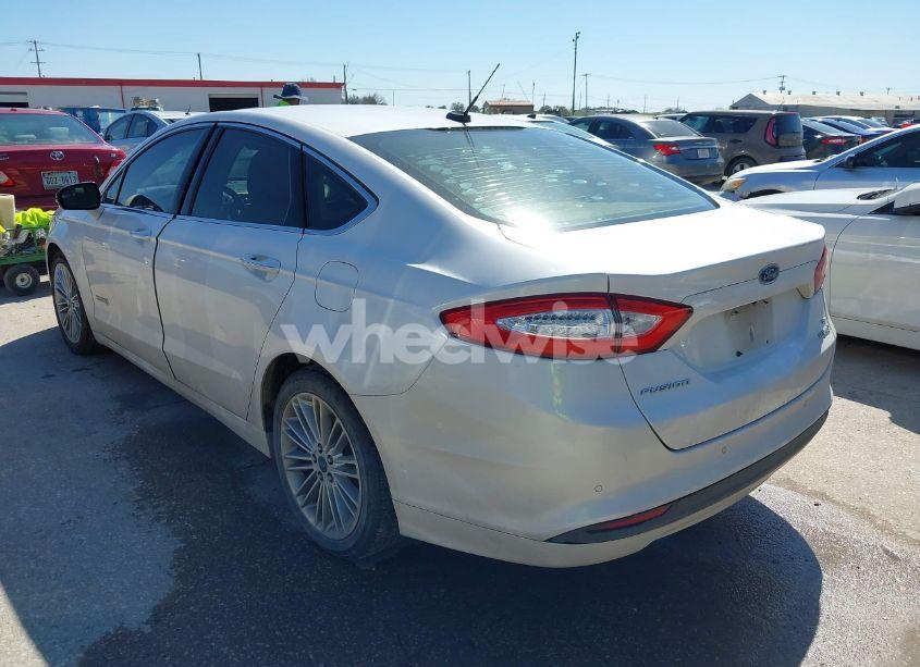 Photo 3 of 2014 Ford Fusion HYBRID SE (VIN 3FA6P0LU7ER365602)