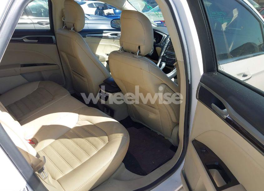 Photo 8 of 2014 Ford Fusion HYBRID SE (VIN 3FA6P0LU7ER365602)