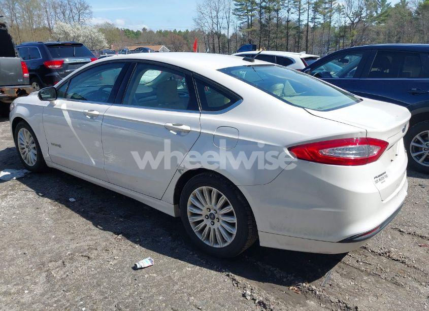 Photo 3 of 2015 Ford Fusion HYBRID SE (VIN 3FA6P0LU7FR175574)