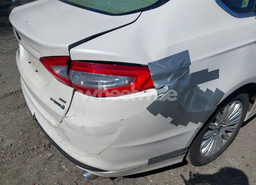 Photo 6 of 2015 Ford Fusion HYBRID SE (VIN 3FA6P0LU7FR175574)