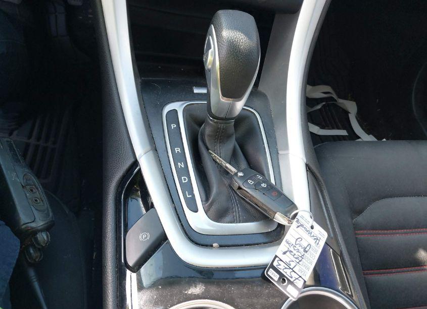 Photo 11 of 2015 Ford Fusion HYBRID SE (VIN 3FA6P0LU7FR185716)