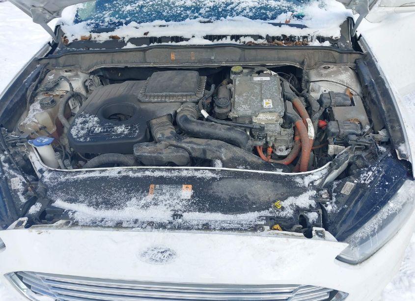 Photo 10 of 2015 Ford Fusion HYBRID SE (VIN 3FA6P0LU7FR228144)