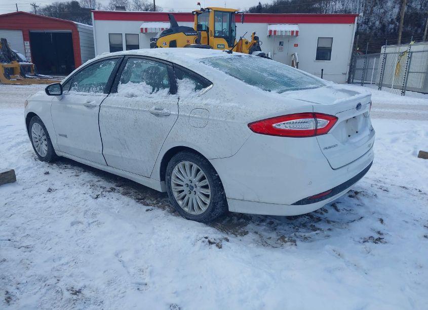 Photo 3 of 2015 Ford Fusion HYBRID SE (VIN 3FA6P0LU7FR228144)