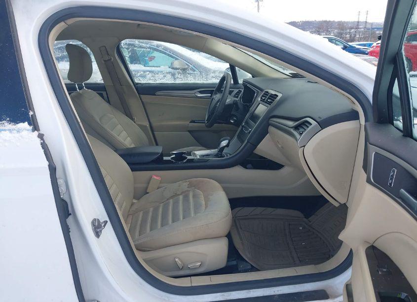 Photo 5 of 2015 Ford Fusion HYBRID SE (VIN 3FA6P0LU7FR228144)