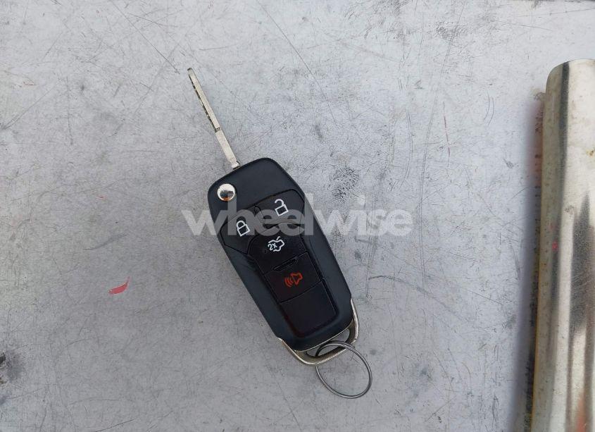 Photo 11 of 2015 Ford Fusion HYBRID SE (VIN 3FA6P0LU7FR247387)