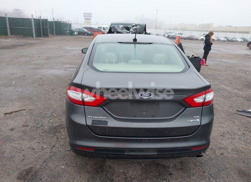 Photo 17 of 2015 Ford Fusion HYBRID SE (VIN 3FA6P0LU7FR247387)