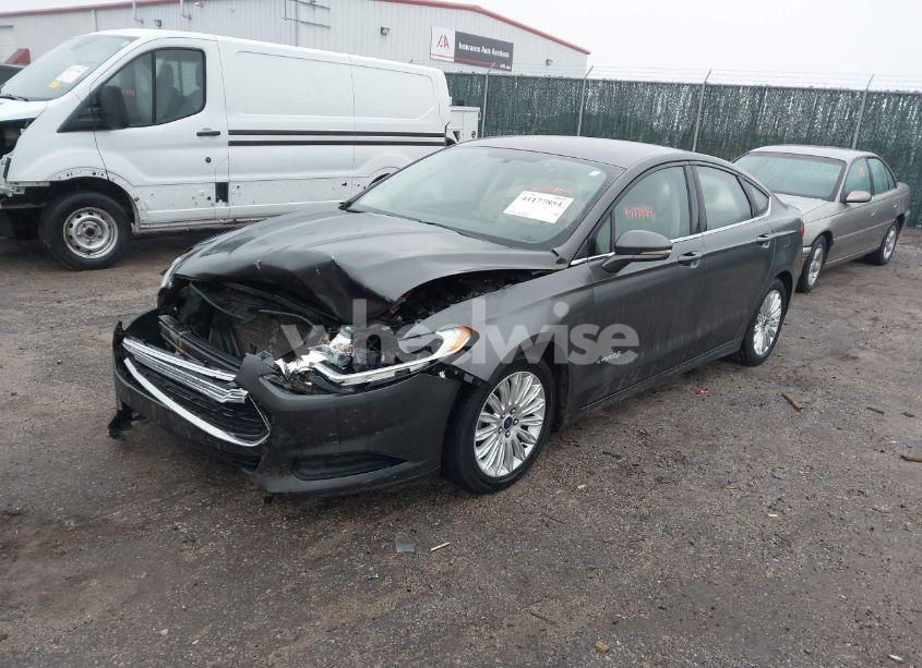 Photo 2 of 2015 Ford Fusion HYBRID SE (VIN 3FA6P0LU7FR247387)
