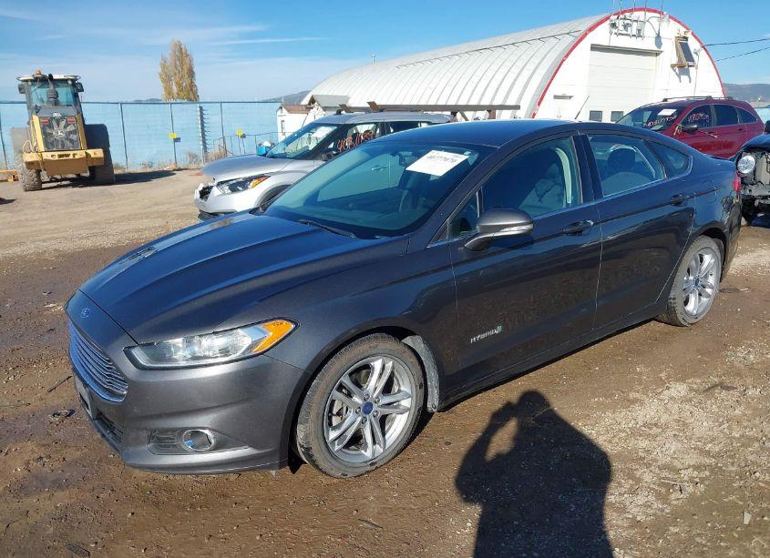 Photo 2 of 2016 Ford Fusion HYBRID SE (VIN 3FA6P0LU7GR204072)