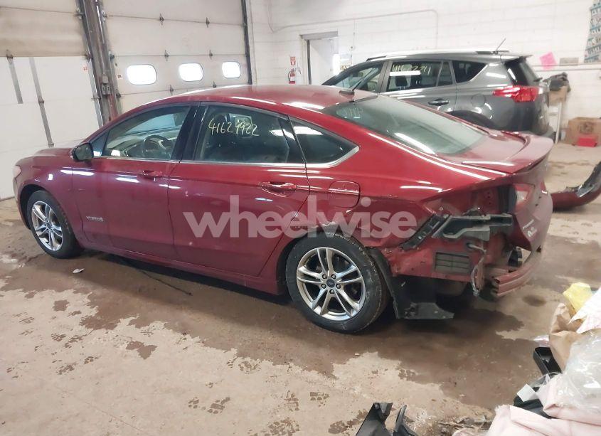 Photo 3 of 2016 Ford Fusion HYBRID SE (VIN 3FA6P0LU7GR355929)