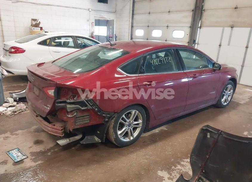 Photo 4 of 2016 Ford Fusion HYBRID SE (VIN 3FA6P0LU7GR355929)