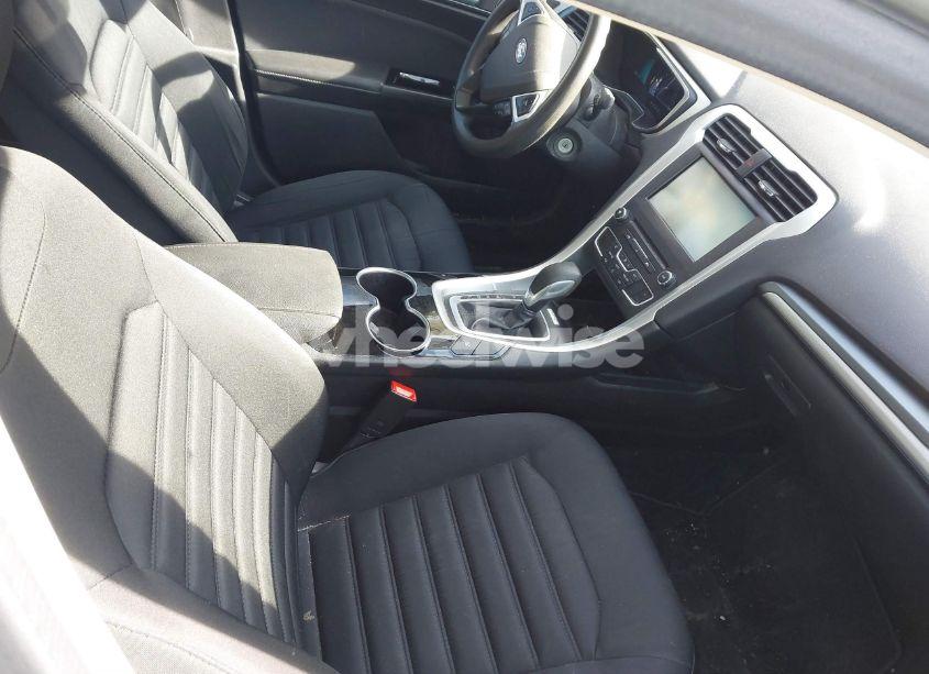 Photo 5 of 2016 Ford Fusion HYBRID SE (VIN 3FA6P0LU7GR406331)