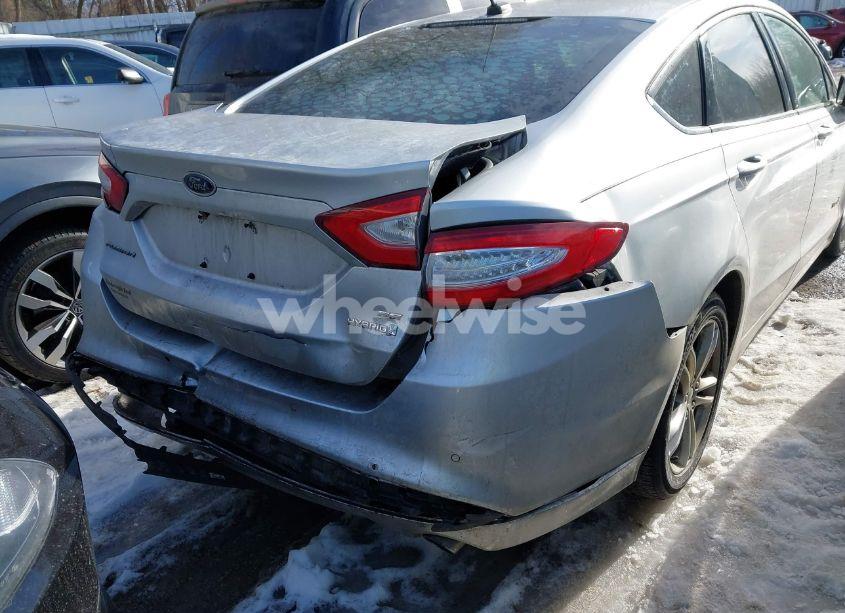 Photo 6 of 2016 Ford Fusion HYBRID SE (VIN 3FA6P0LU7GR406331)