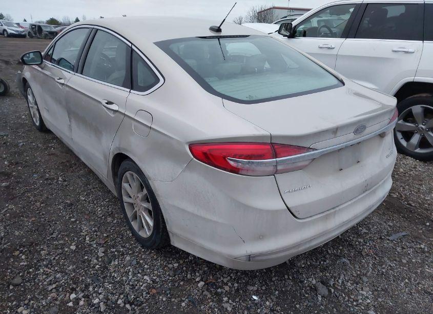 Photo 3 of 2017 Ford Fusion HYBRID SE (VIN 3FA6P0LU7HR162844)