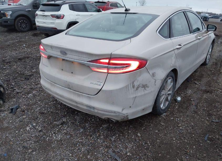 Photo 4 of 2017 Ford Fusion HYBRID SE (VIN 3FA6P0LU7HR162844)