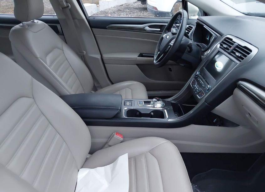 Photo 5 of 2017 Ford Fusion HYBRID SE (VIN 3FA6P0LU7HR162844)