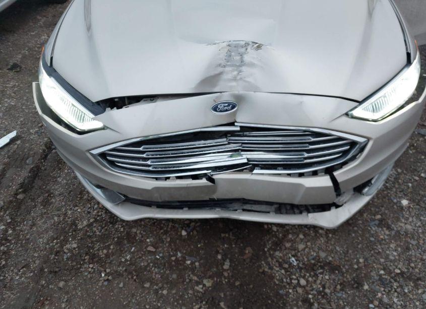 Photo 6 of 2017 Ford Fusion HYBRID SE (VIN 3FA6P0LU7HR162844)