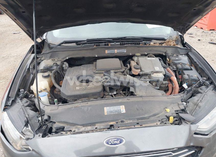 Photo 10 of 2017 Ford Fusion HYBRID SE (VIN 3FA6P0LU7HR191082)