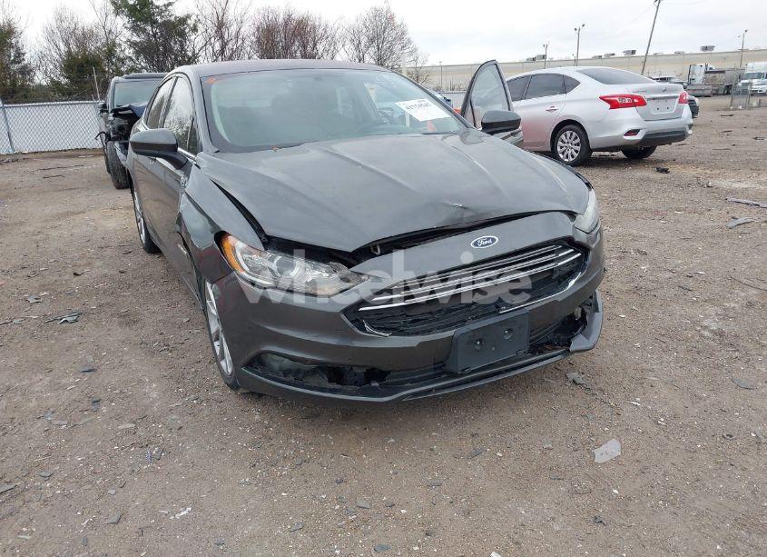 Photo 6 of 2017 Ford Fusion HYBRID SE (VIN 3FA6P0LU7HR191082)