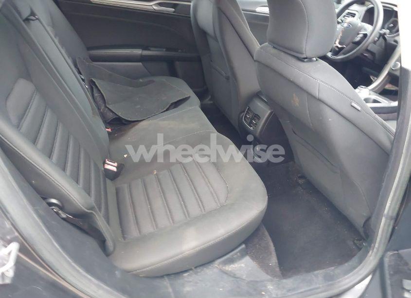 Photo 8 of 2017 Ford Fusion HYBRID SE (VIN 3FA6P0LU7HR191082)