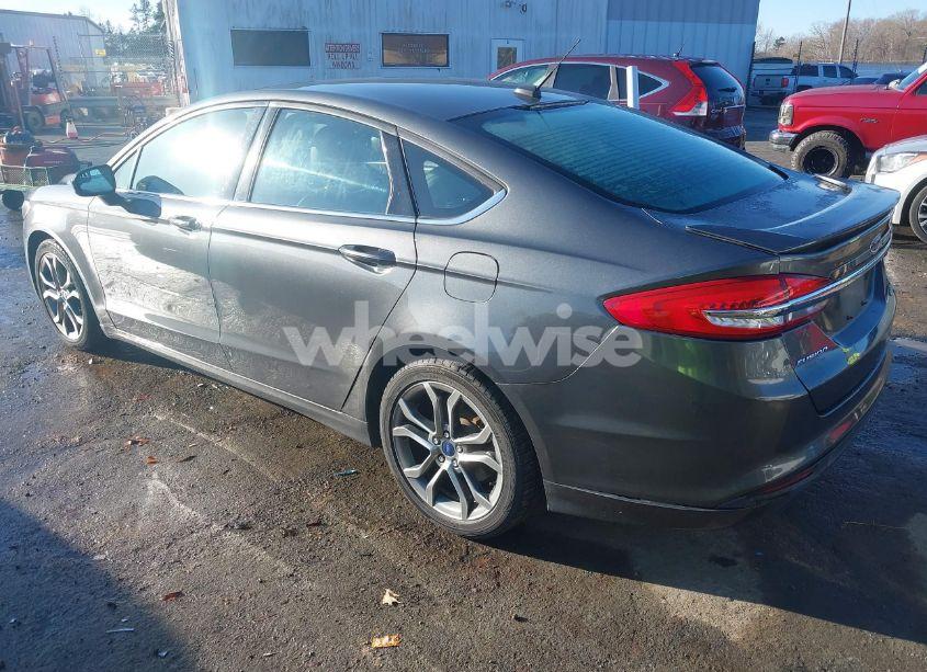 Photo 3 of 2017 Ford Fusion HYBRID SE (VIN 3FA6P0LU7HR254634)