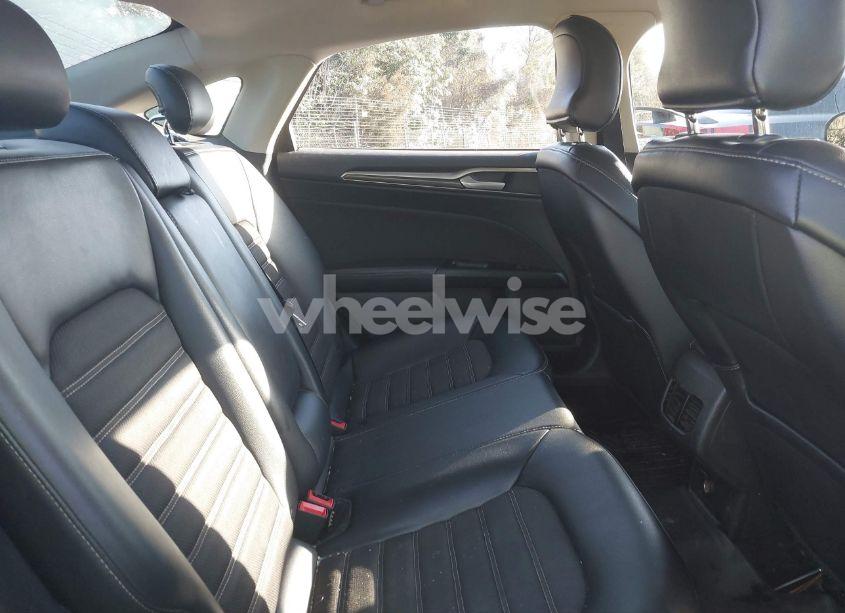 Photo 8 of 2017 Ford Fusion HYBRID SE (VIN 3FA6P0LU7HR254634)