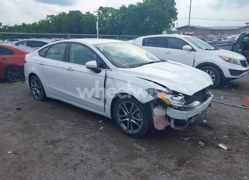 2017 Ford Fusion HYBRID SE (VIN 3FA6P0LU7HR287715) main photo