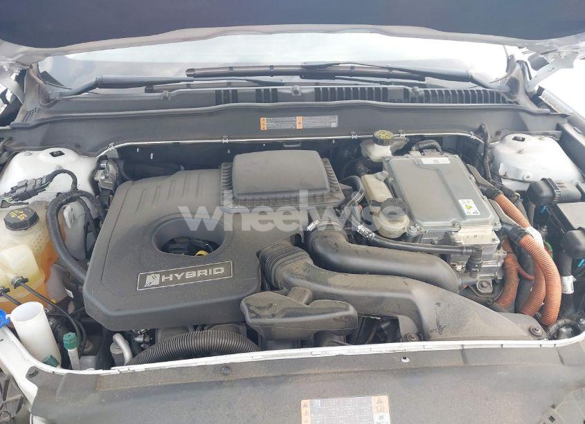 Photo 10 of 2017 Ford Fusion HYBRID SE (VIN 3FA6P0LU7HR287715)