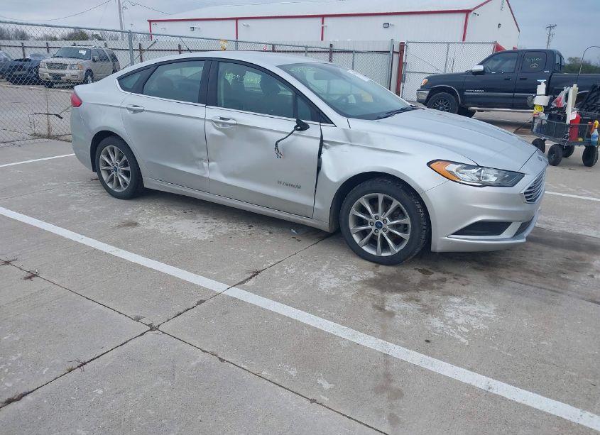 2017 Ford Fusion HYBRID SE (VIN 3FA6P0LU7HR296978) main photo
