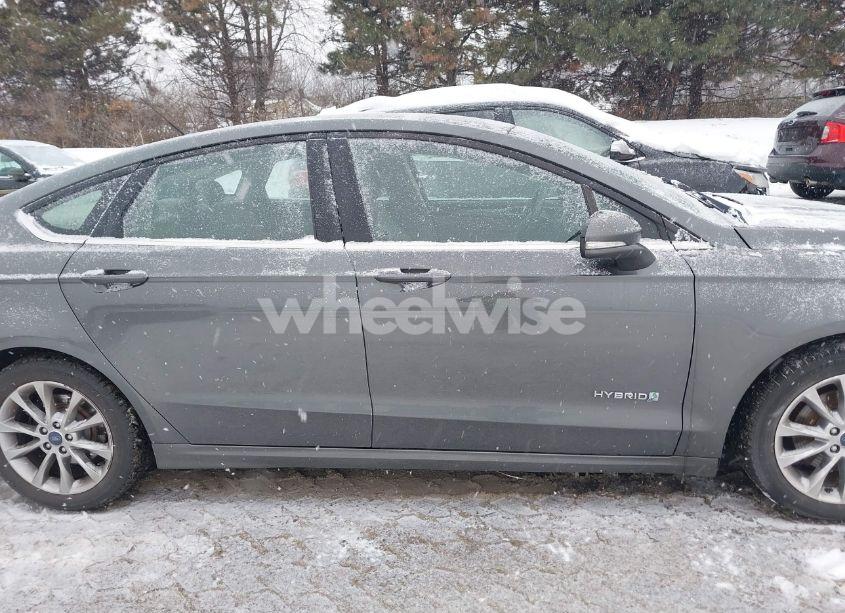 Photo 14 of 2017 Ford Fusion HYBRID SE (VIN 3FA6P0LU7HR319093)