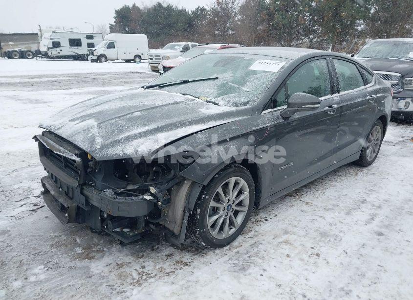 Photo 2 of 2017 Ford Fusion HYBRID SE (VIN 3FA6P0LU7HR319093)