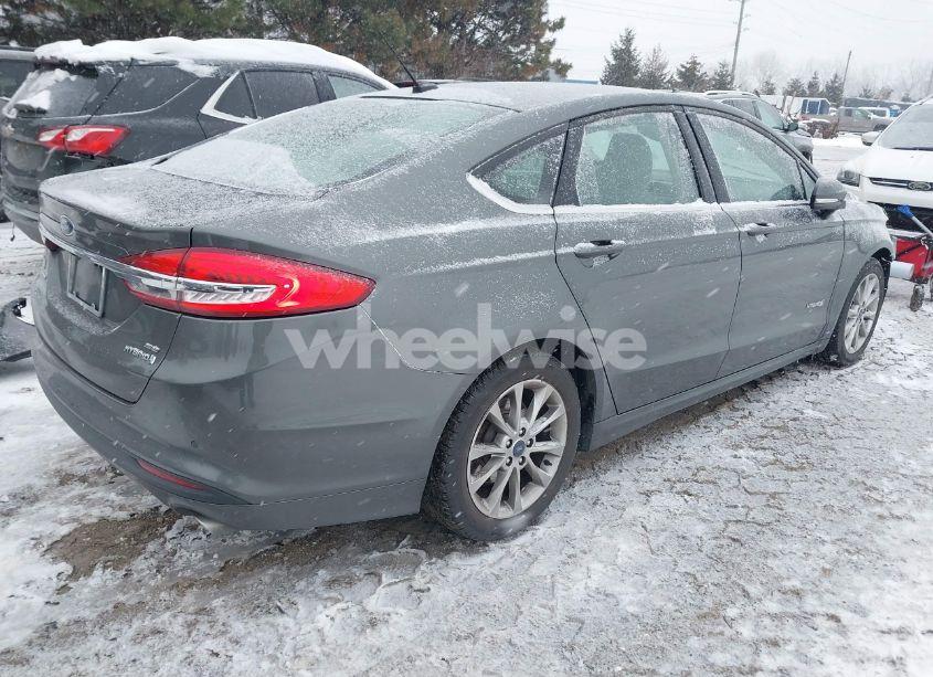 Photo 4 of 2017 Ford Fusion HYBRID SE (VIN 3FA6P0LU7HR319093)