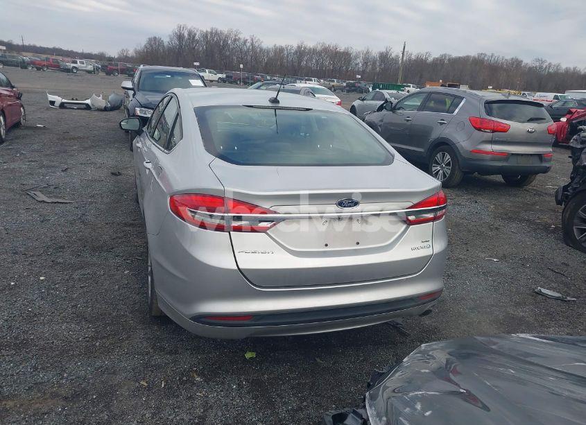 Photo 16 of 2018 Ford Fusion HYBRID SE (VIN 3FA6P0LU7JR153843)