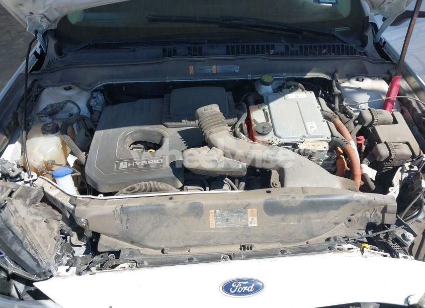 Photo 10 of 2018 Ford Fusion HYBRID SE (VIN 3FA6P0LU7JR197261)