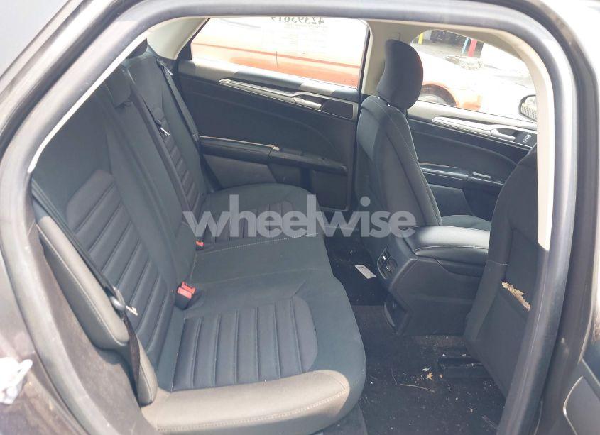 Photo 8 of 2018 Ford Fusion HYBRID SE (VIN 3FA6P0LU7JR234535)