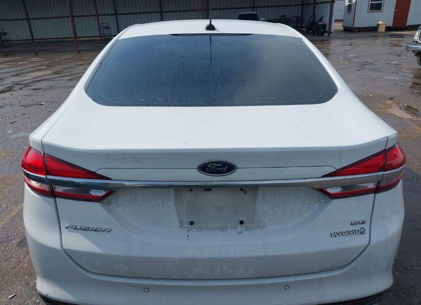 Photo 17 of 2018 Ford Fusion HYBRID SE (VIN 3FA6P0LU7JR261184)